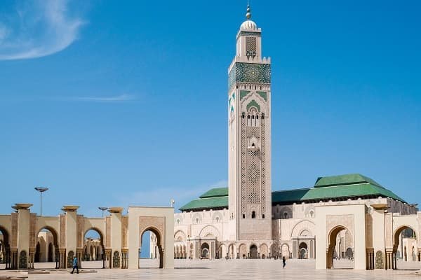 الأذان والإقامة