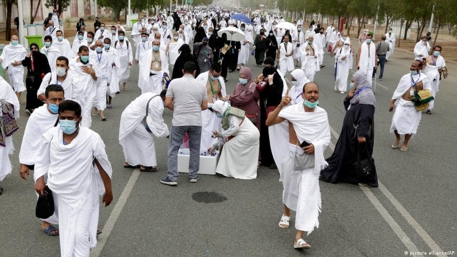 لماذا يذهب الحجاج الي مني