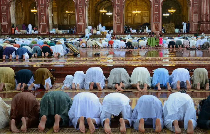 صلاة العيدين عند المذاهب الأربعة