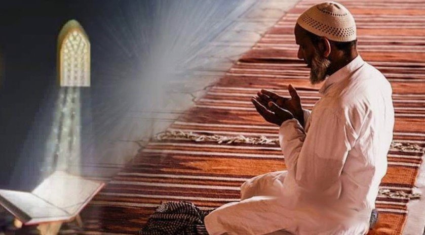 التكبير والتشهد في الصلاة