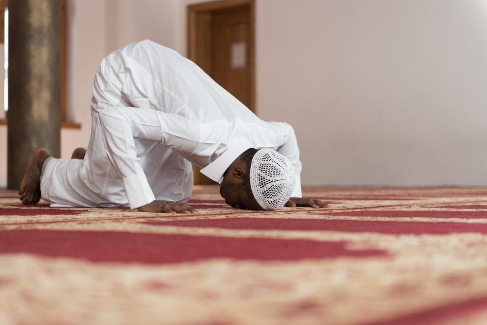 حكم الصلاة في السفر والمرض