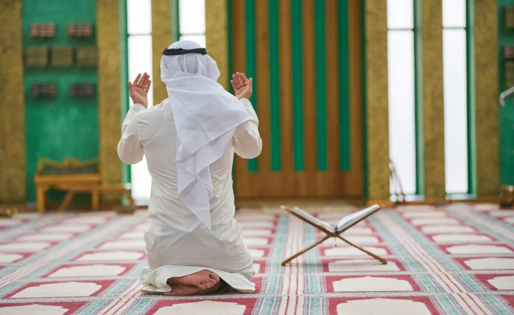 حكم الصلاة في السفر والمرض