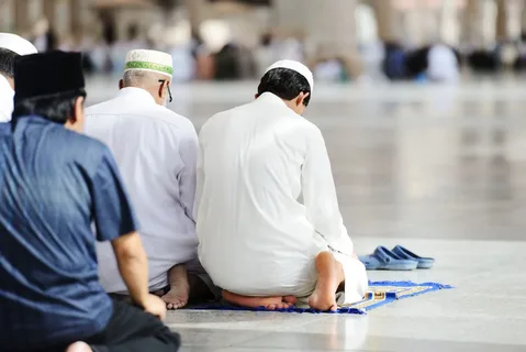 حكم الصلاة في السفر والمرض
