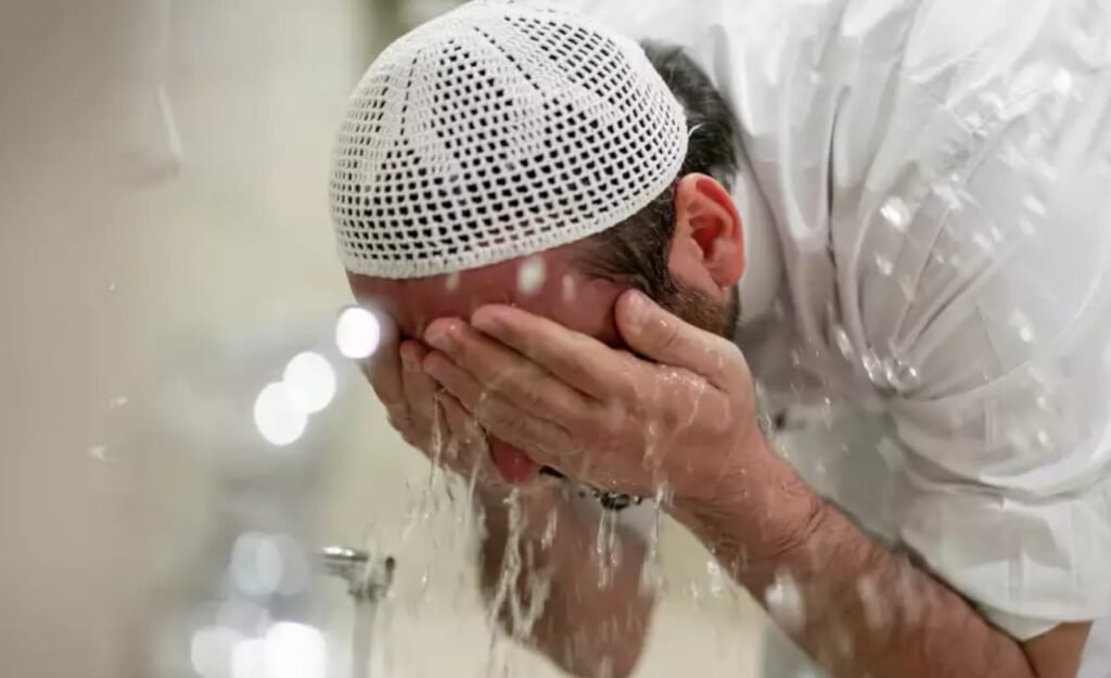أحكام وآداب الوضوء