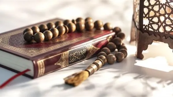 الفرق بين الدعاء والأذكار